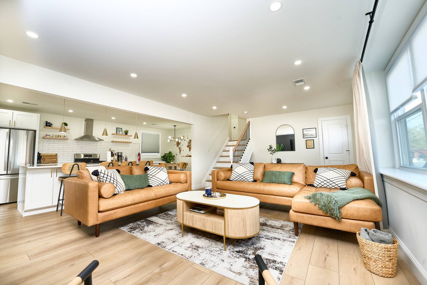 As Seen on TV Staycation | 4BR Villa | Sleeps 10