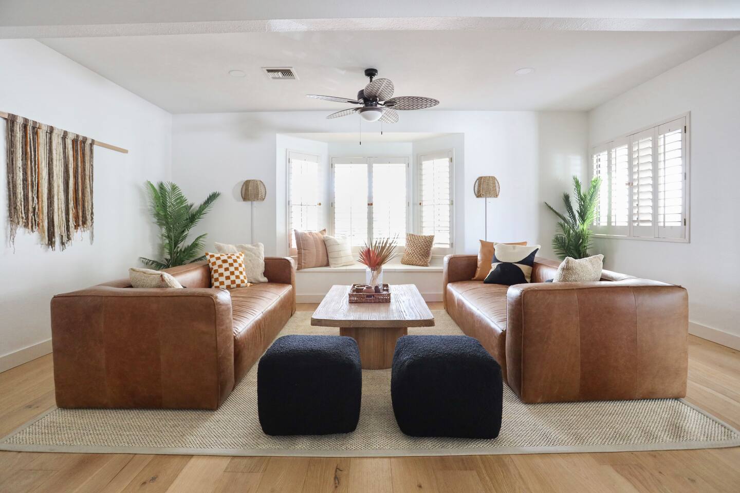 Margot II in Old Town Scottsdale