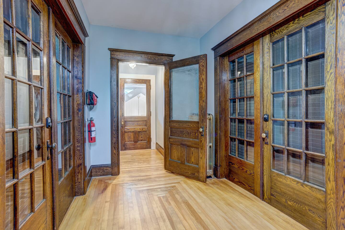 Heritage House with 6 Self-Contained Suites