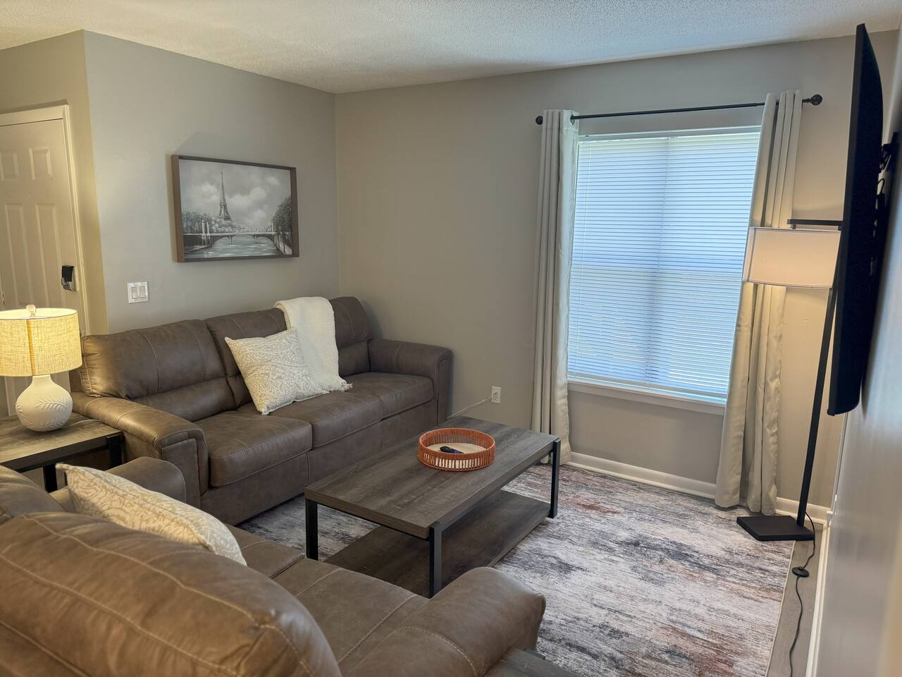 Little Retreat - Close to Base