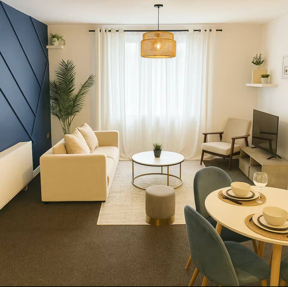 Salford Quays 4 Guests & Free Parking