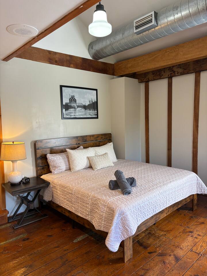 Captain Potter’s Suite - Potter’s Mill