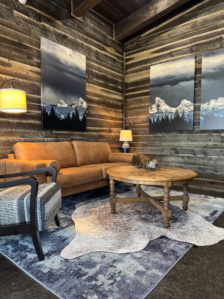 Pinion Pines Chalet #8; WiFi, AC