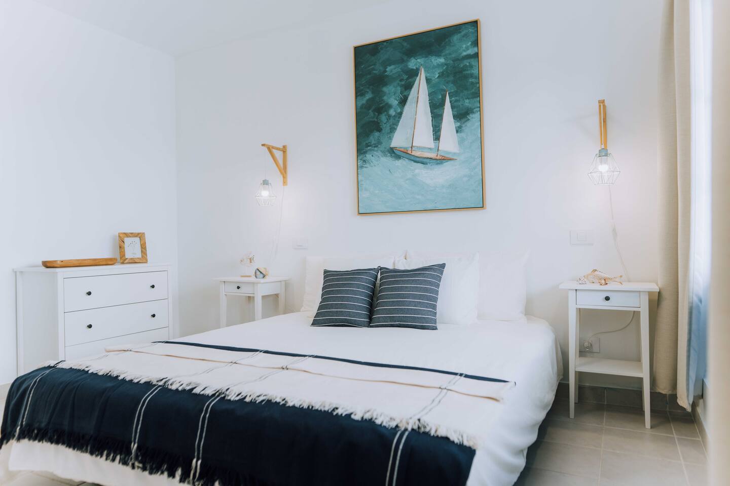 Moderno dúplex en Puerto Calero.