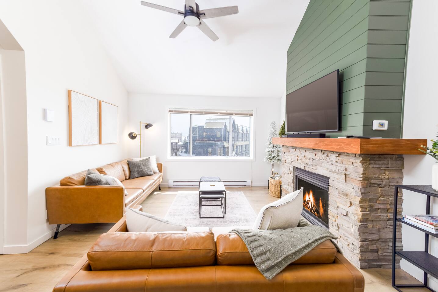 Wintergreen Retreat w/Hot Tub by Village