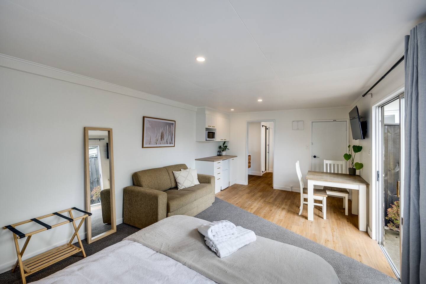 Cabbage Tree Corner - Double Room
