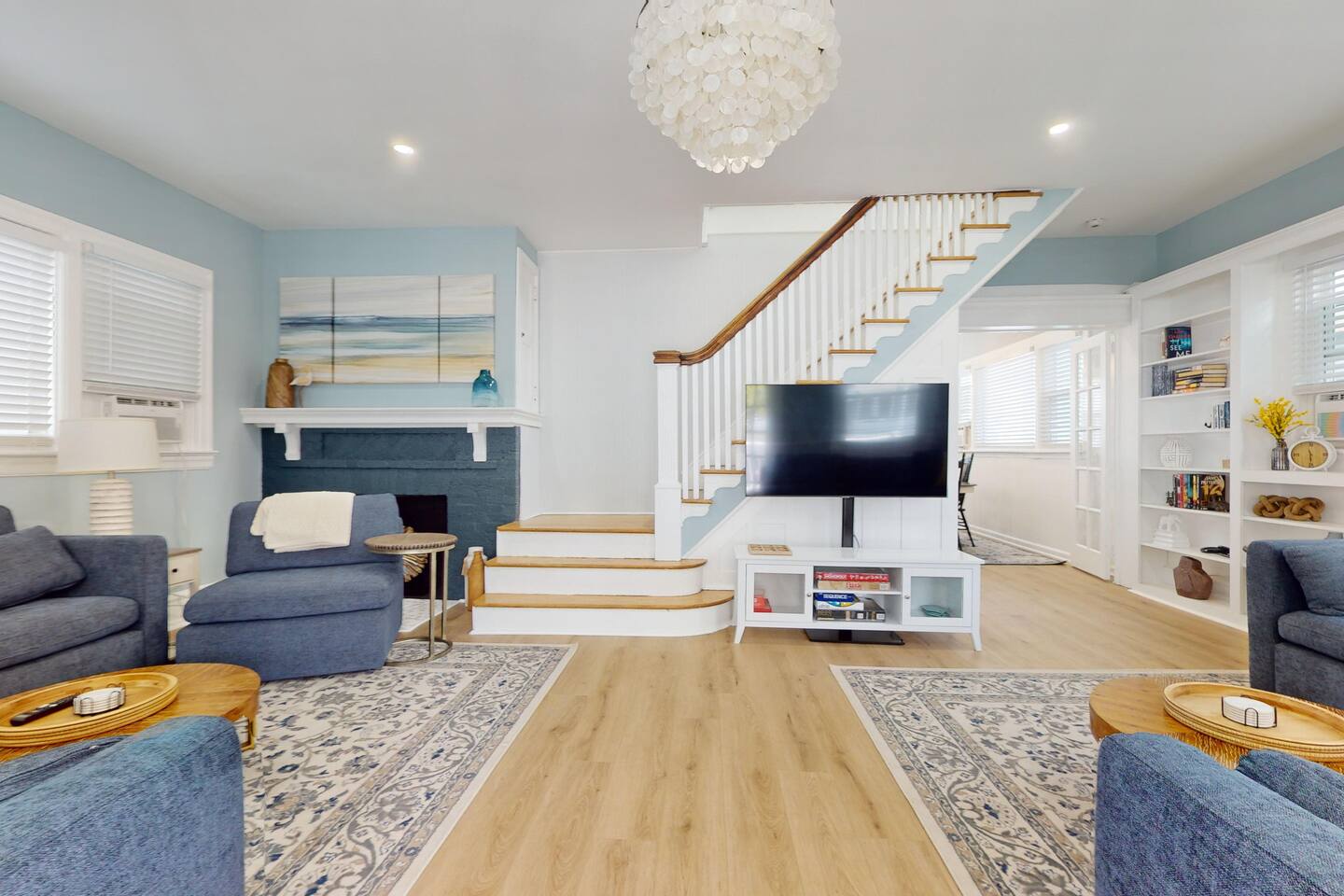 Ocean Oasis | 8bd/3bth | 4 min walk to beach