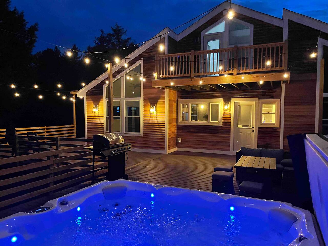 The Hilltop Chalet with Hot Tub