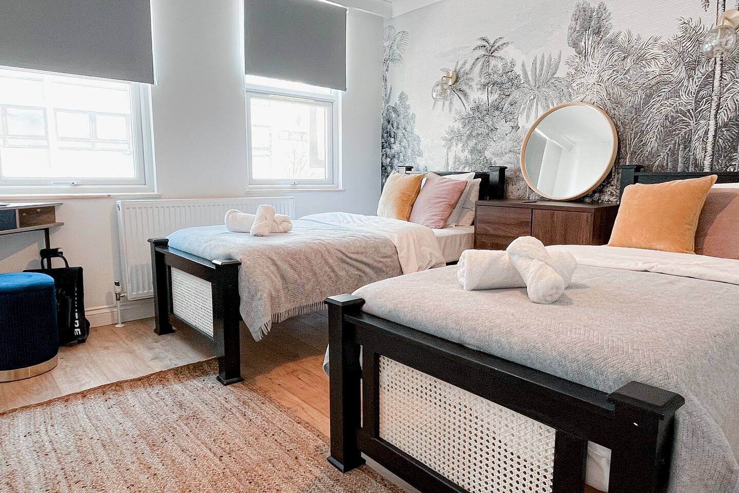 Chic private twin room/East Ldn/Bethnal green