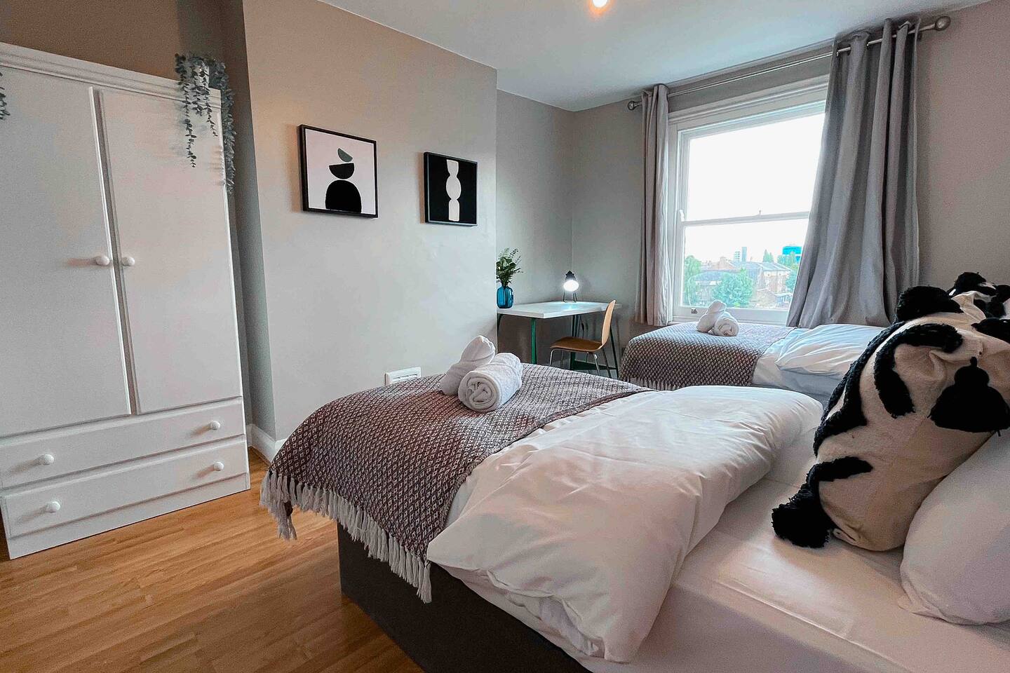 Private twin bedroom/Shoreditch/East LDN