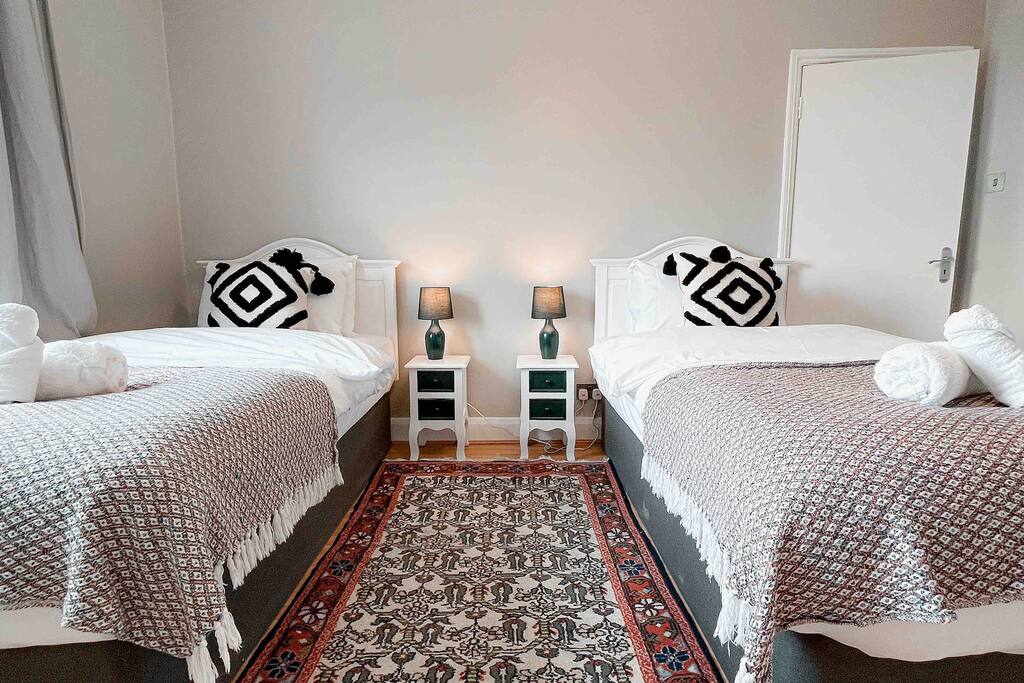 Private twin bedroom/Shoreditch/East LDN
