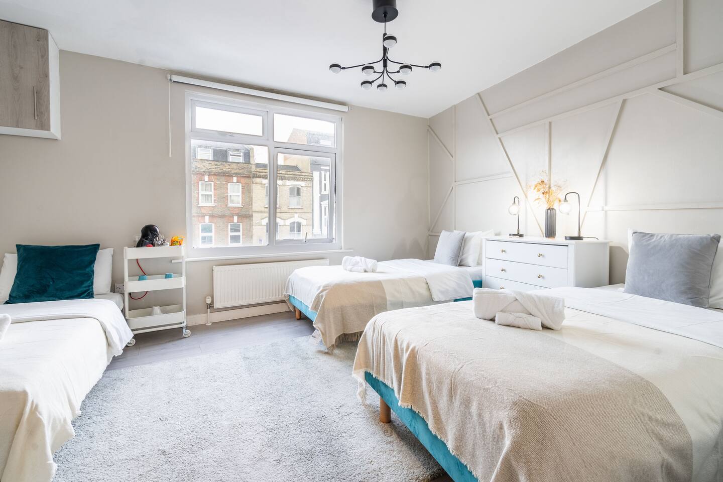 Chic room & private bathroom in Shoreditch