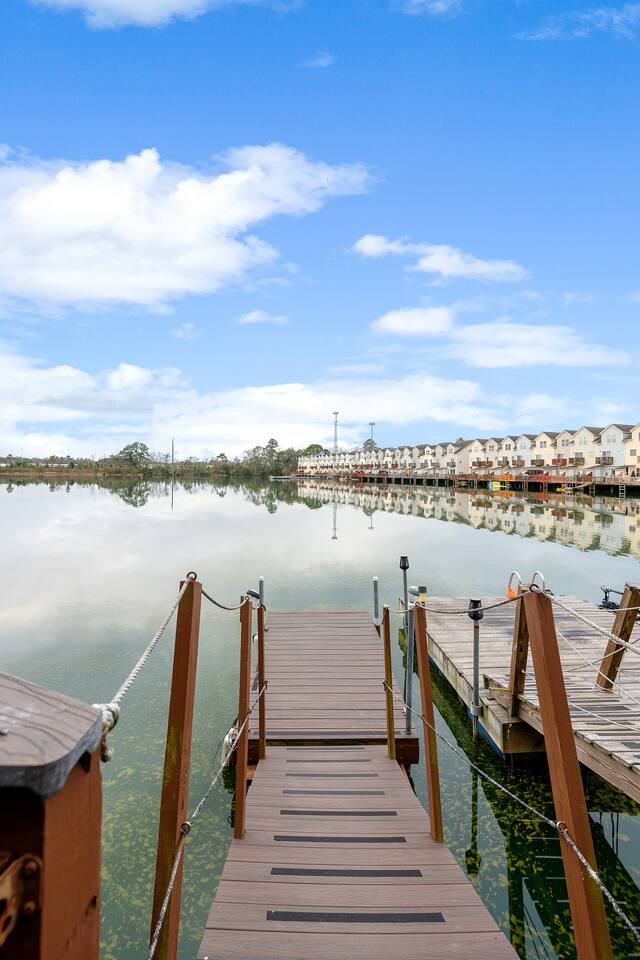 2 Lowcountry Lakehouse: Child & Pet Friendly!