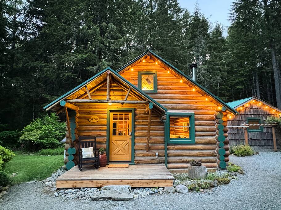 NEW! Ranger's Trailhead Cabin w/ Hot Tub