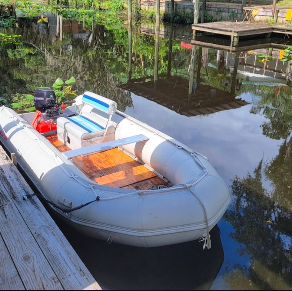 FREE Boat to use and Fur Babies OK fish out back