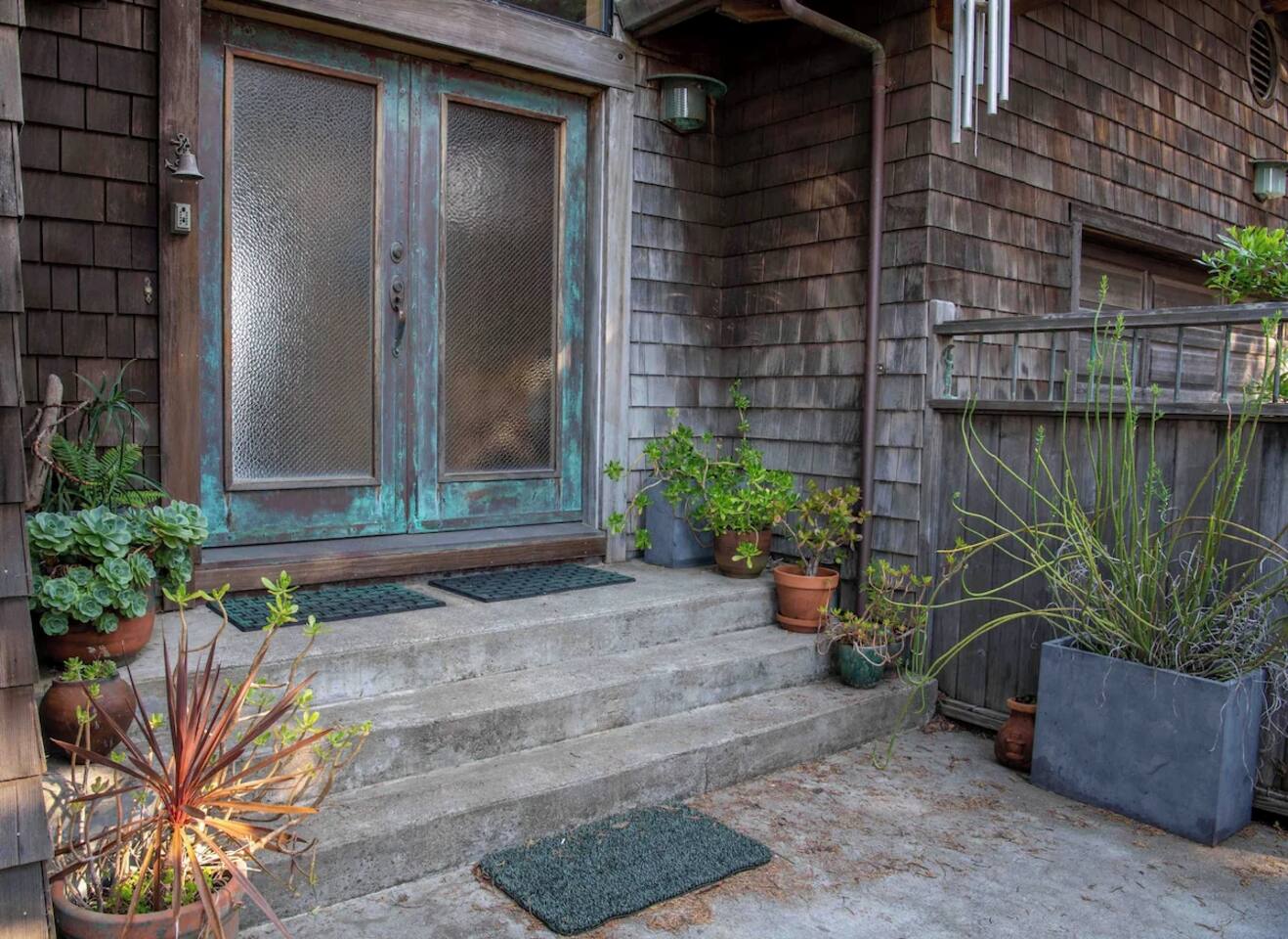 Arriving here feels like stepping into a hidden coastal sanctuary, where time slows and the ocean takes center stage.