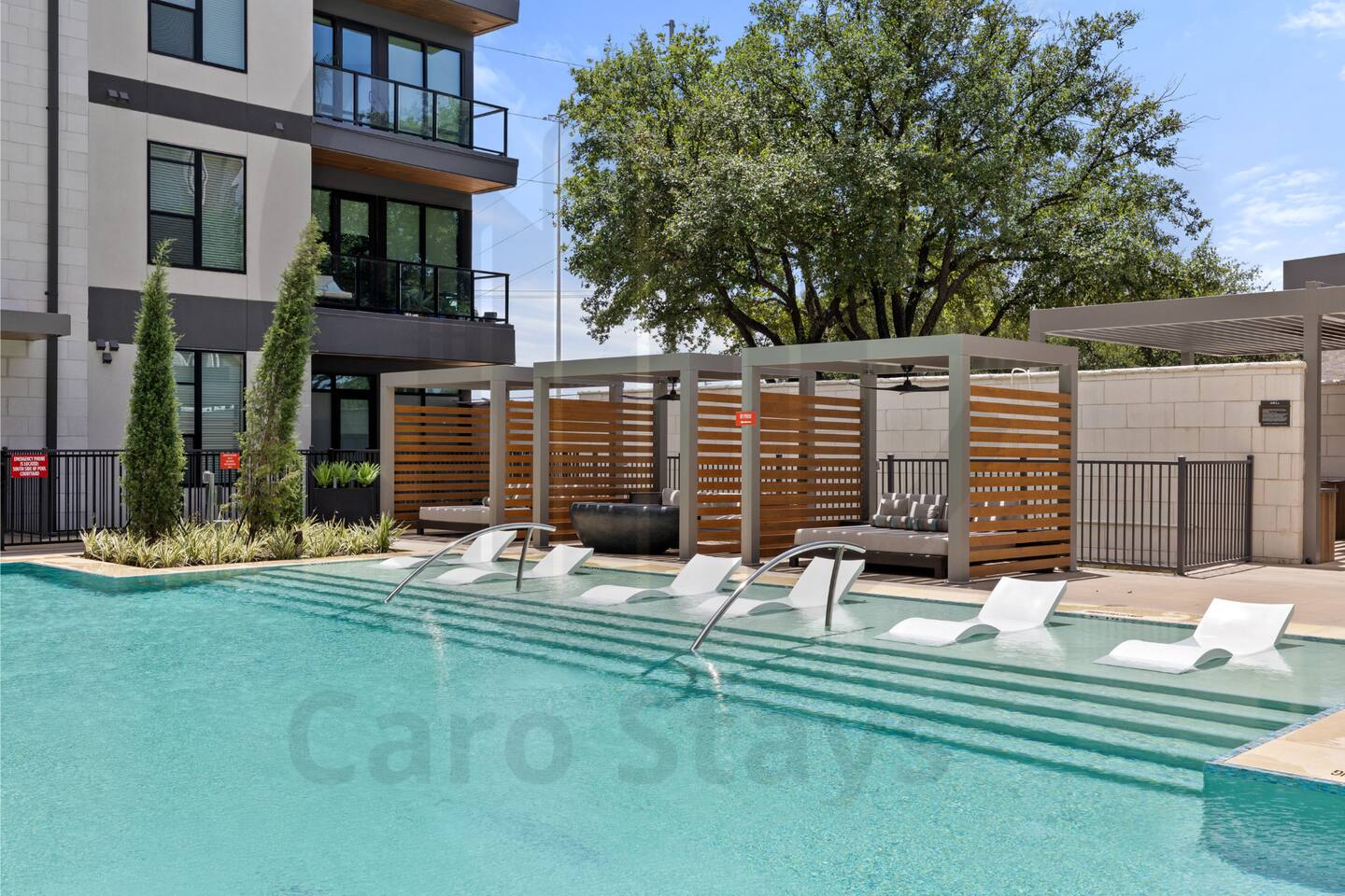 Comfy King Bed+Pool+Gym+Downtown+Domain+Q2 Stadium