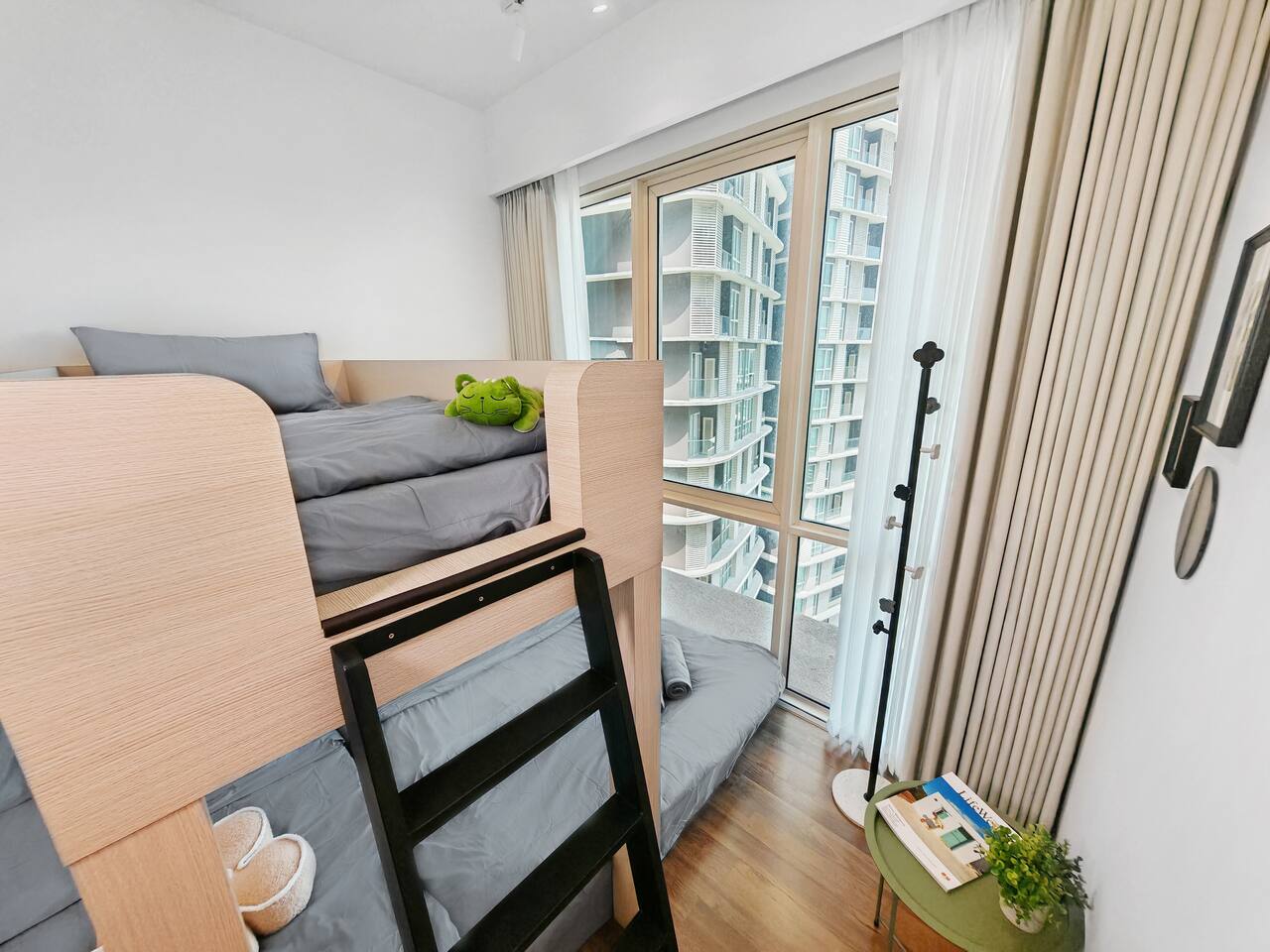 Afiniti 2BR - Sleep Sandwich | 3 Min -> Legoland - Apartment