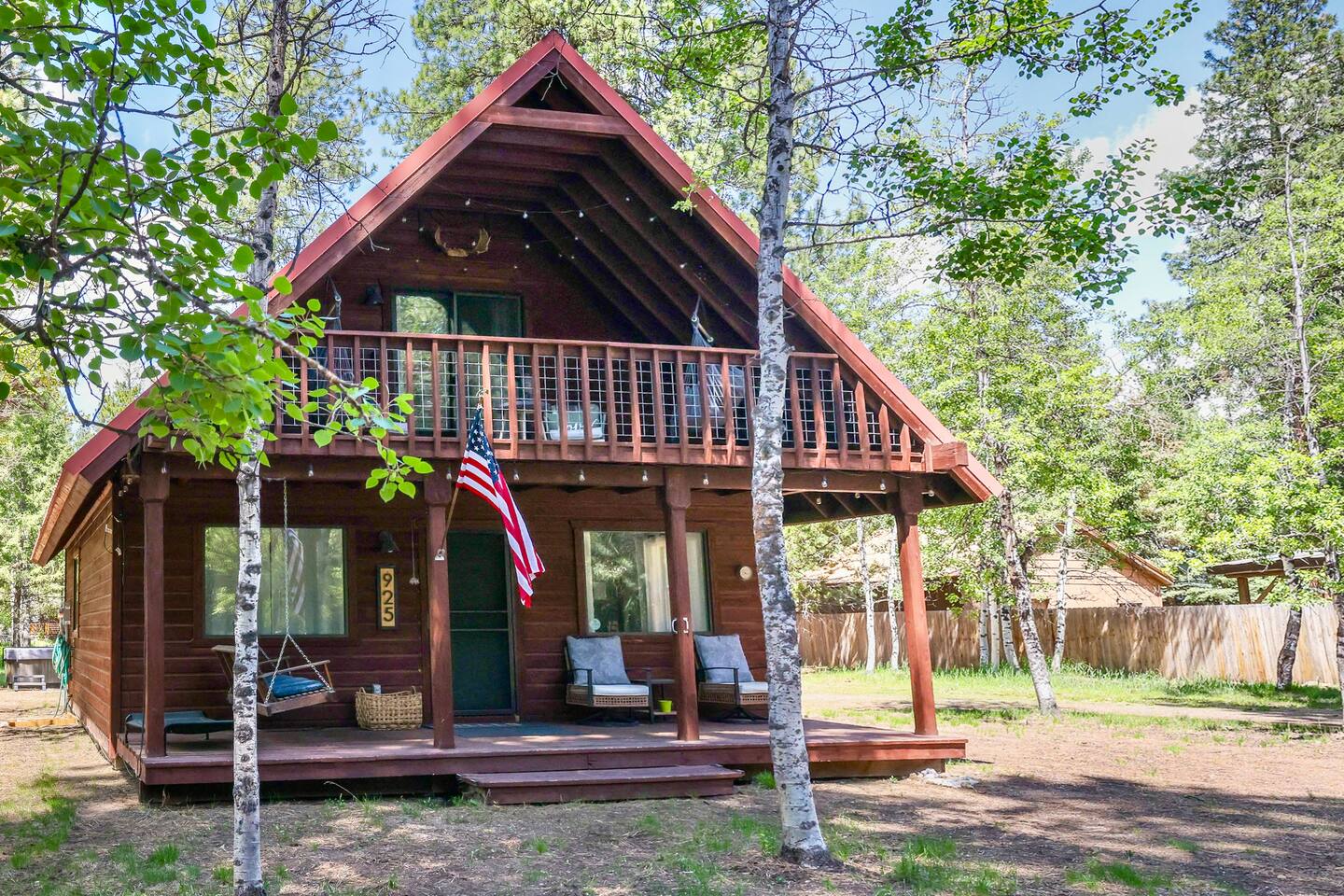 Nine Pines Outpost - Hot Tub and Game Room!