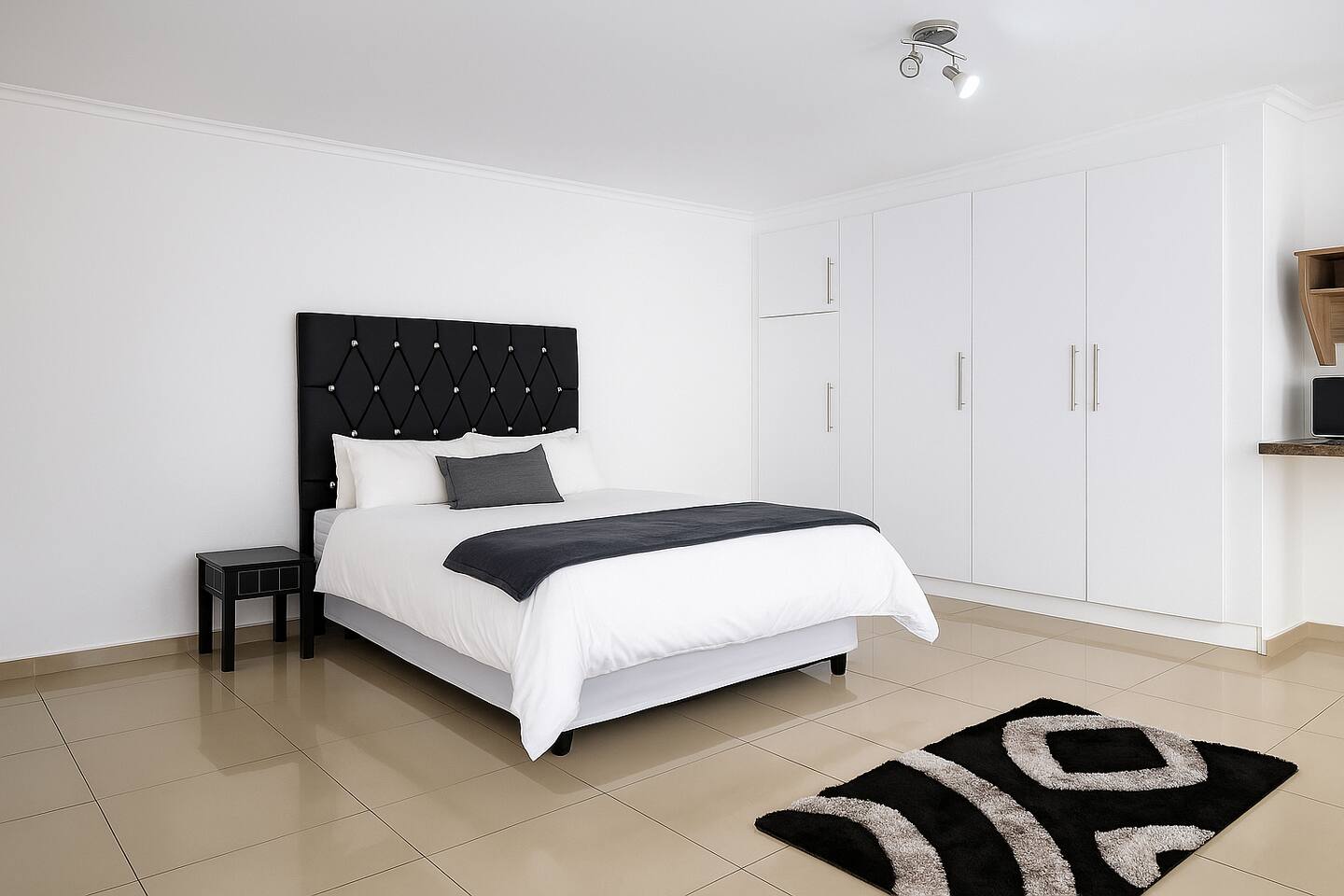 Relaxing 1BR Braai | Lakeside Mall | Pool | Wi-Fi
