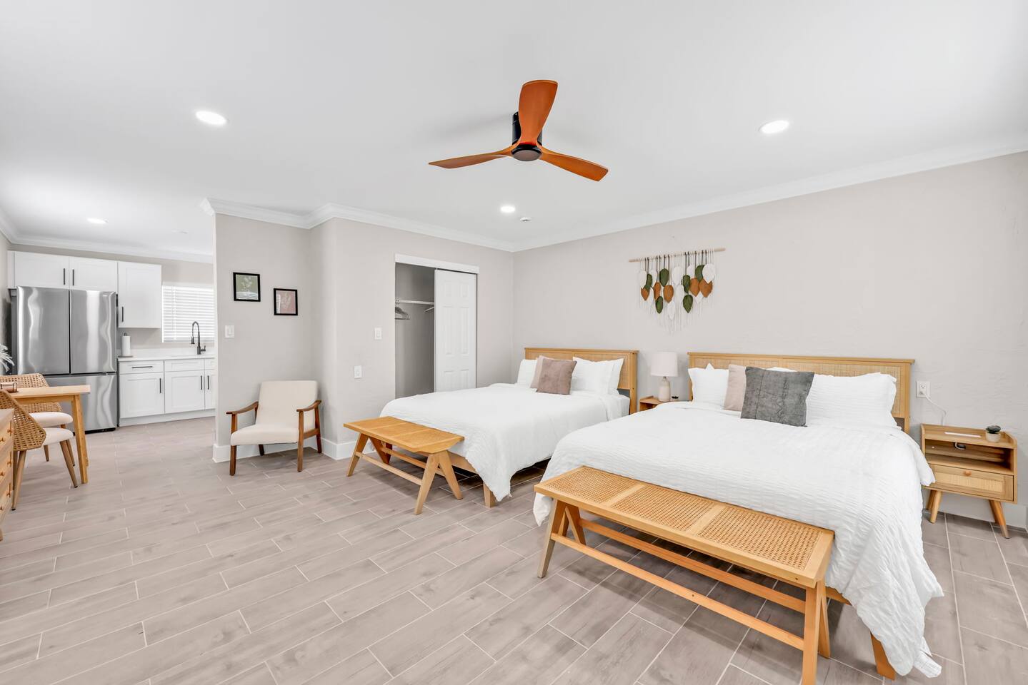 1 Minute to Beach, Free Parking, Beach gear