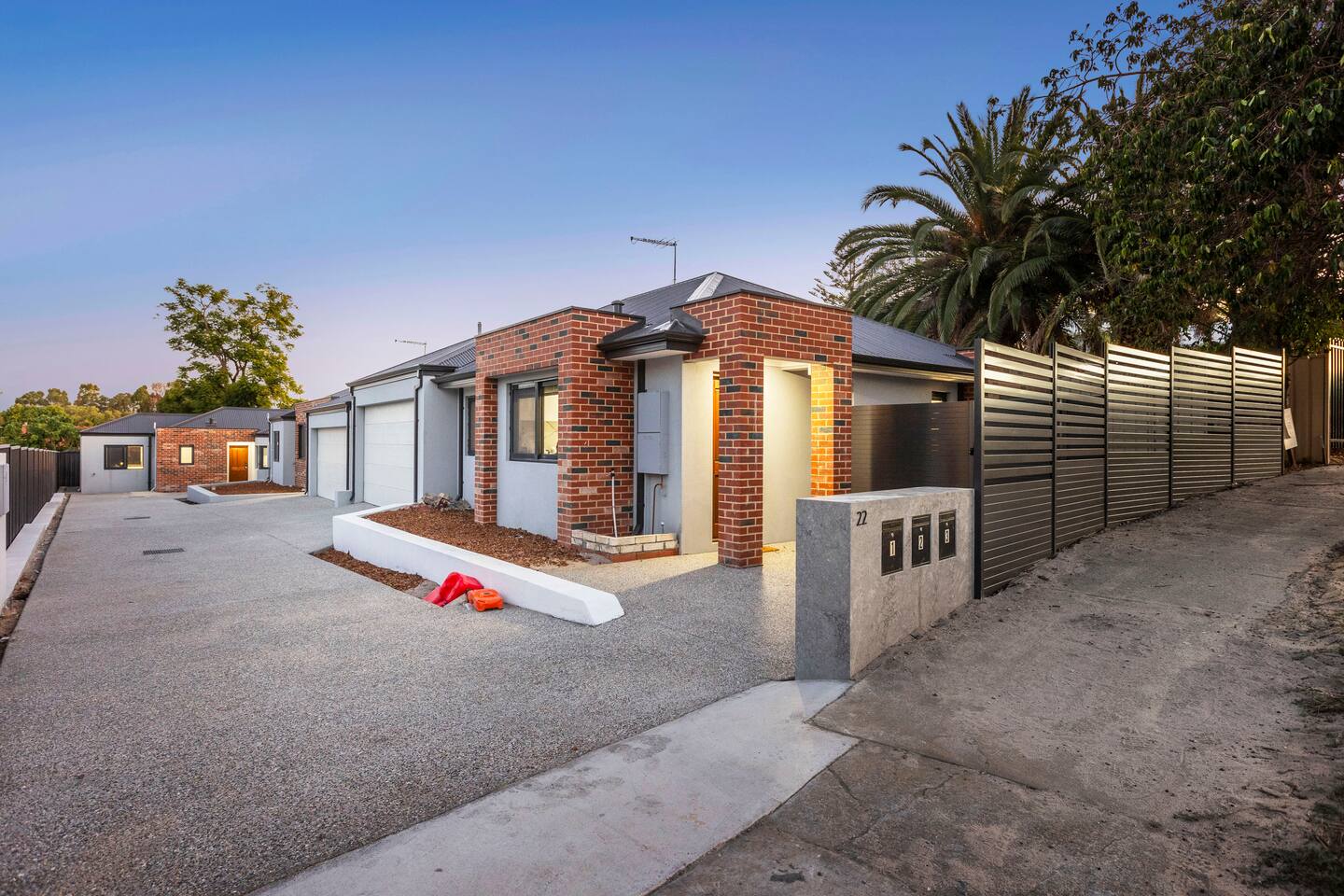 Corporate Entire House 1|Walk to Curtin University