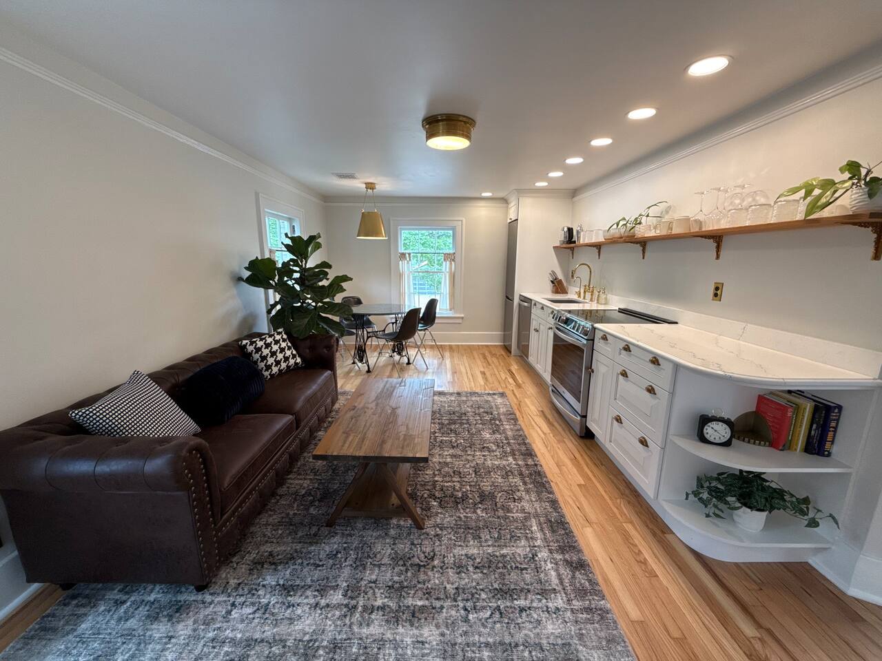 The Hayloft - Newly Renovated Historic Home + EV