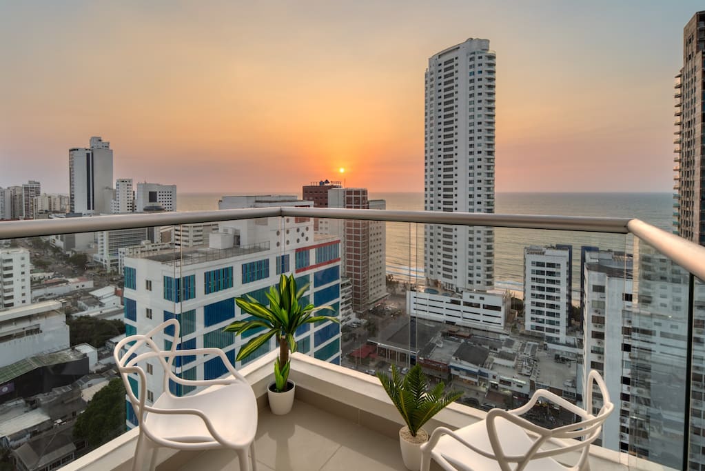 Luxury Sea View Duplex in the Heart of the City