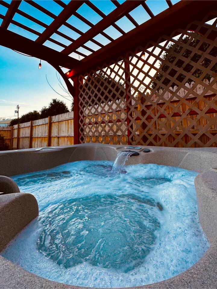 Luray Escape | Hot Tub | 15 Min to Skyline Drive