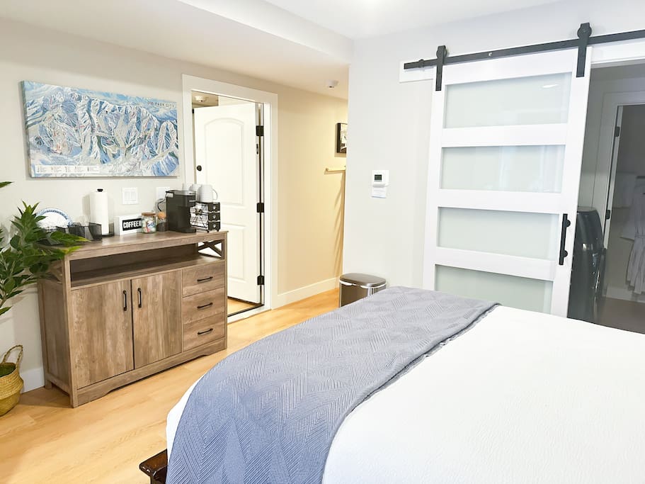 Relaxed Elegance | Ski-In/Out Studio Base of PCMR