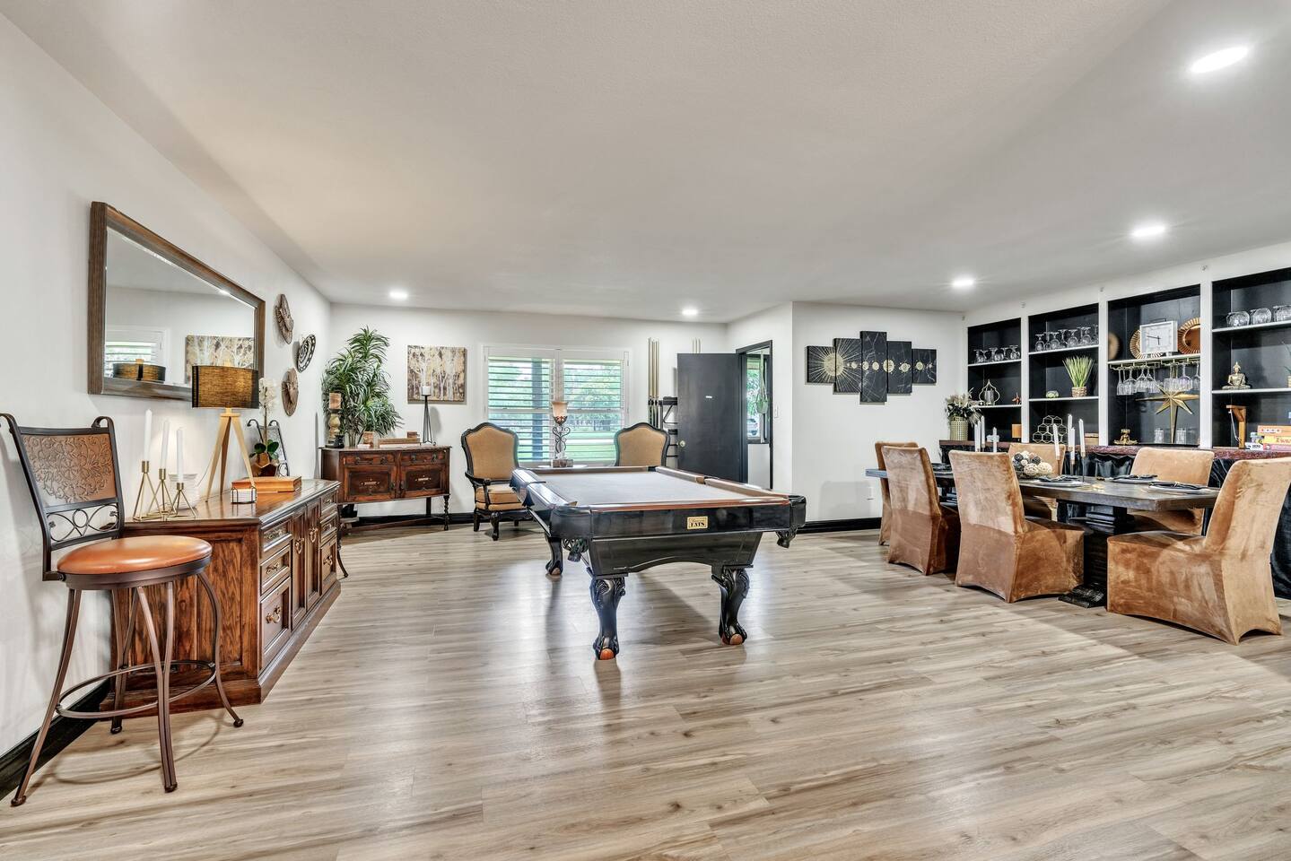 Lake McQueeney Retreat | Pool, Hot Tub & Games