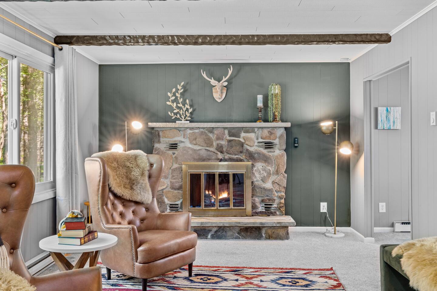 Great Family Getaway- Pet Friendly w/ Hot Tub