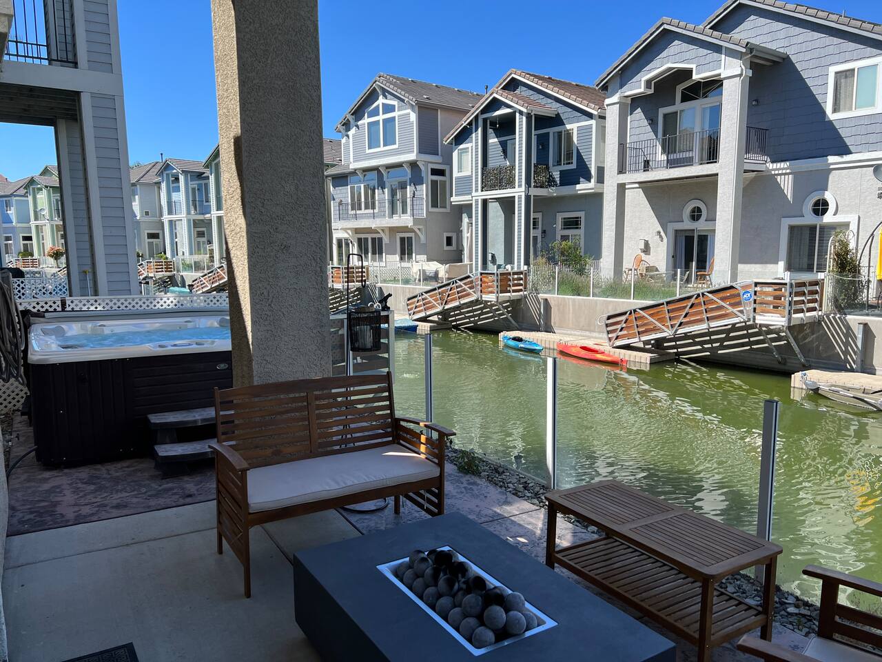 Marina Waterfront | Hot Tub + Private Dock + Kayak
