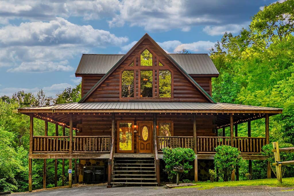 Secluded - Hot Tub, Wi-Fi, 3x Kings, Large Deck