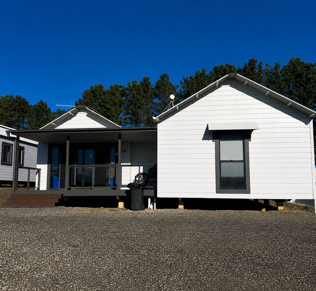 Stay Trackside at One Raceway - Cabin 4