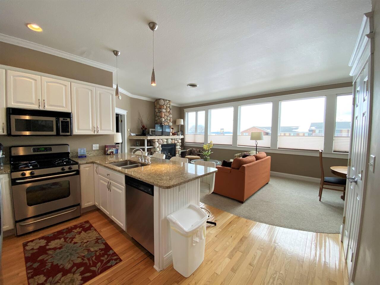 Property thumbnail 2