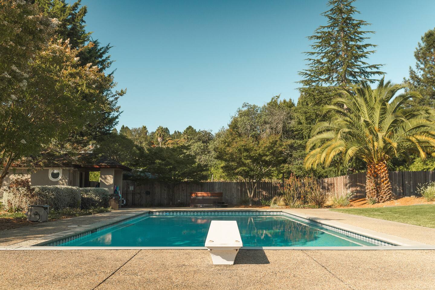 Whether it’s cannonballs, belly flops, or a quiet float, this pool is made for sunny days and nonstop family fun.