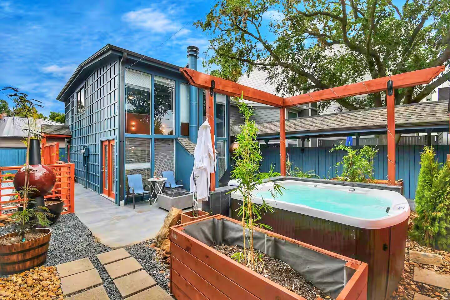 •2 Homes Houston•Sleeps14•Heated Pool•Jacuzzi•EV