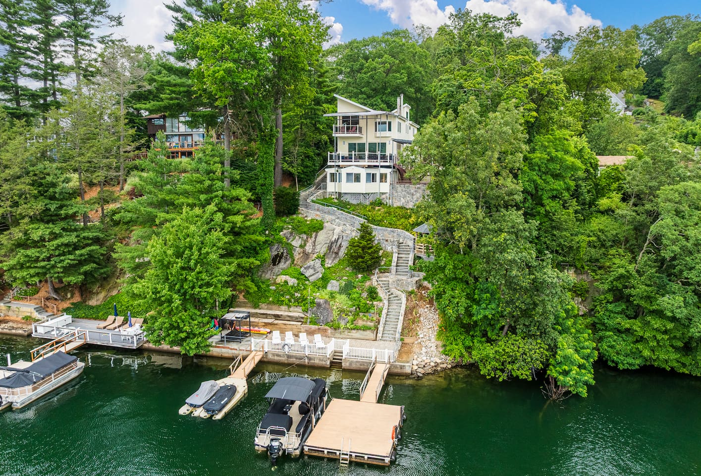 North Cliff House - Private Dock & Sauna