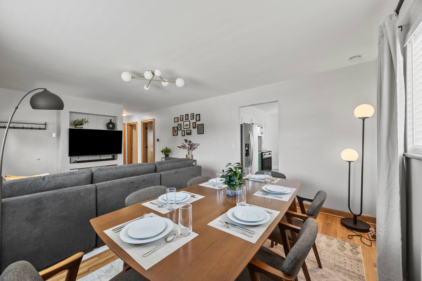 *NEW* KING bed |Game Room | Chef Kitchen |Fire Pit