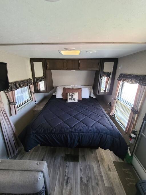 Glamper Oasis Hide-a-way