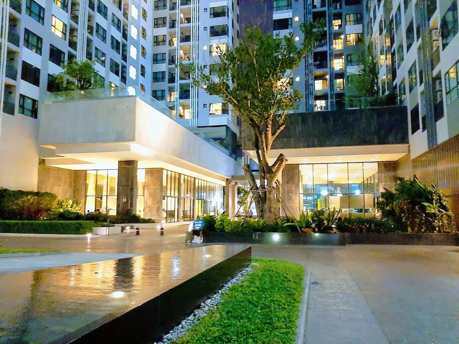 1 Bedroom Sea View, High Floor at The Base Pattaya