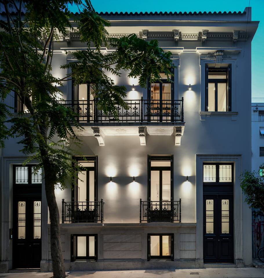 Boutique Archaeological Museum Suites 1