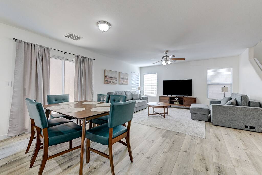 Marigold Layover* Free Wifi ~ Family Friendly