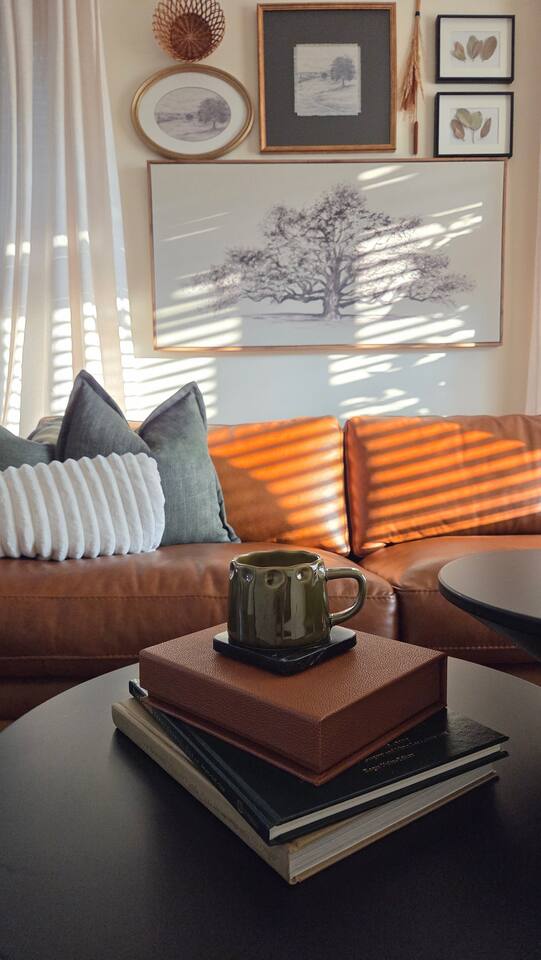 Main House and Private Tiny Home Near Downtown