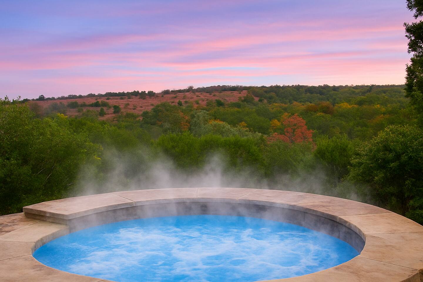 Hilltop Heated Saltwater Pool & Hot Tub w/ Games