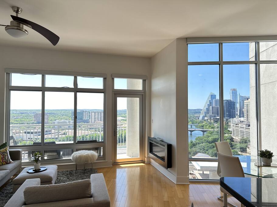 High rise condo w/ endless views! Walk to Rainey!