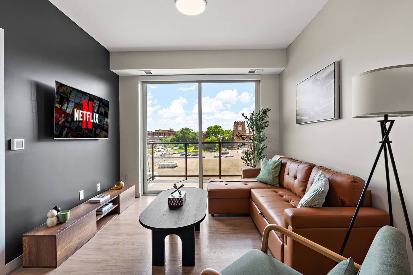 W413 Stylish & Luxury 1B Condo DT Minneapolis