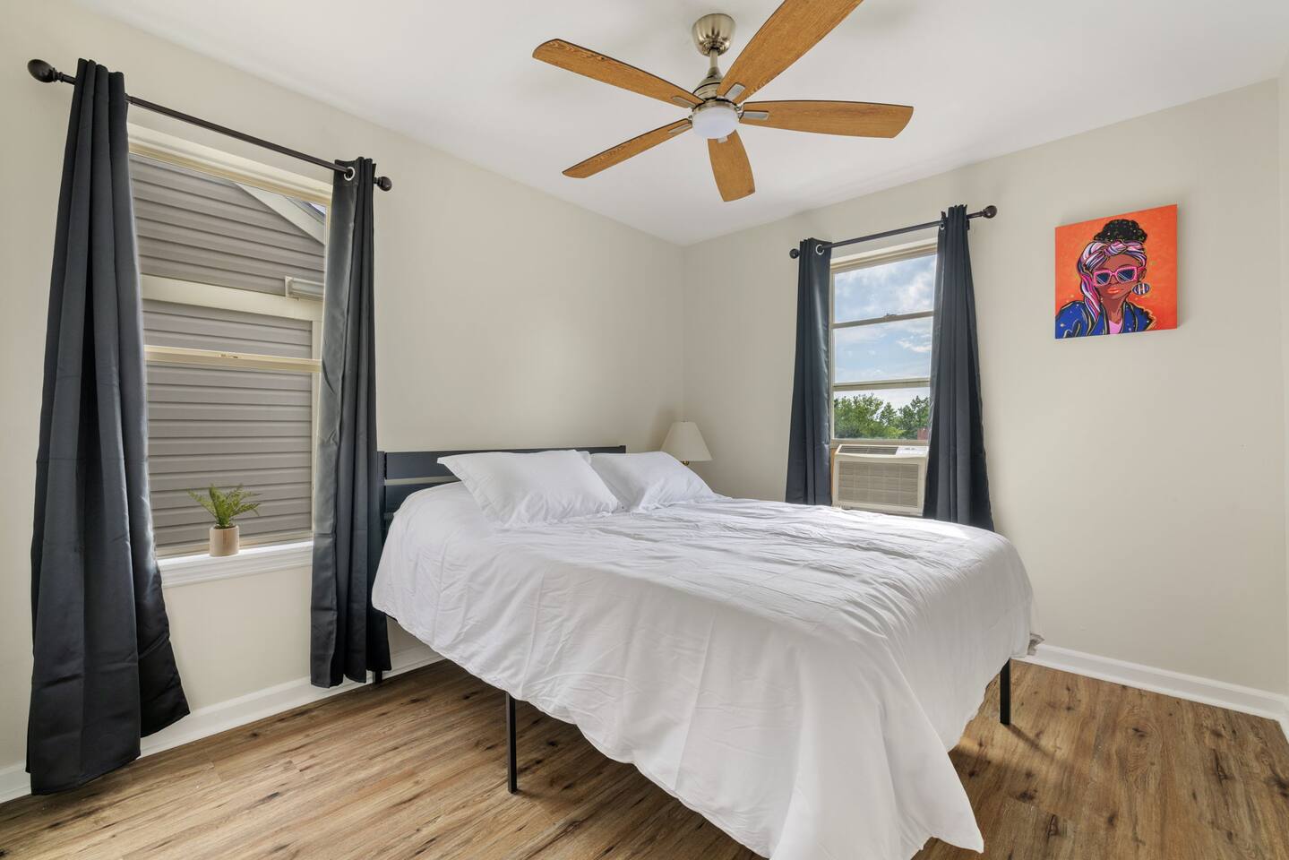 Cozy room w/ High-Speed Internet 9Mins to Downtown