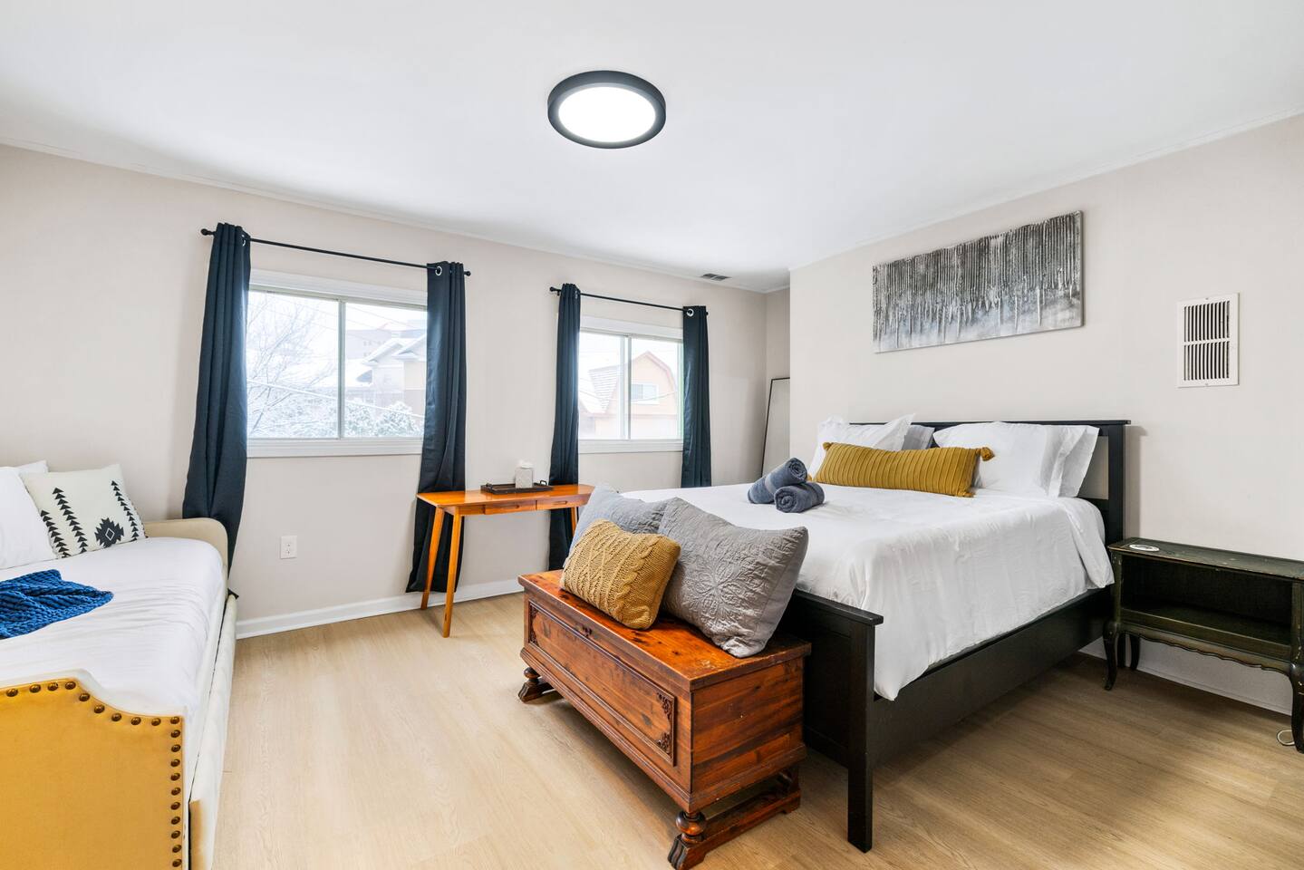 Modern Space Near CMU, Pitt & Schenley Park